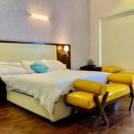 Mountain Trails Hotel Ooty Bagian luar foto