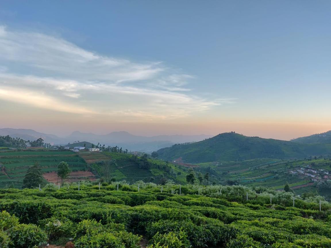 Mountain Trails Hotel Ooty Bagian luar foto